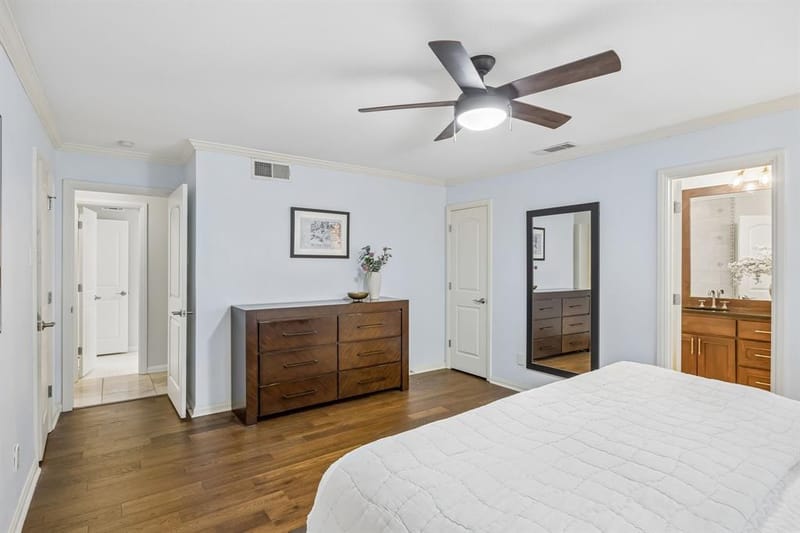 9812 Ravensway Drive, Dallas TX 75238 - Photo 20
