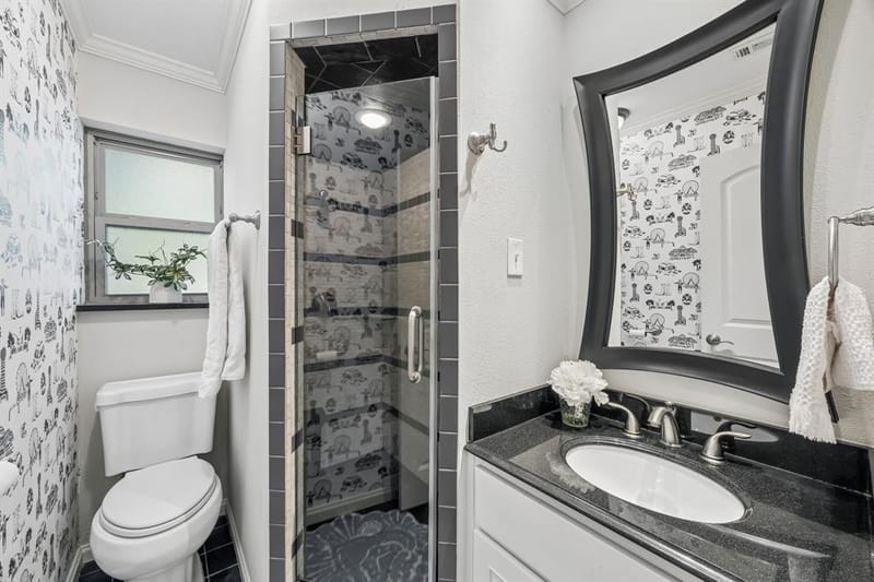 9812 Ravensway Drive, Dallas TX 75238 - Photo 21