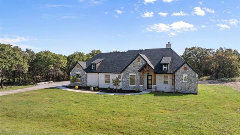 2057 Glenhollow Drive, Weatherford TX 76088 - Photo 24