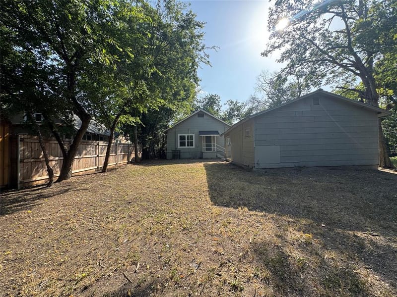 1613 N 15th Street, Waco TX 76707 - Photo 27