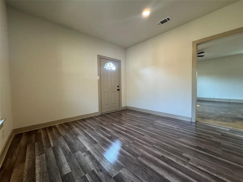 1613 N 15th Street, Waco TX 76707 - Photo 9