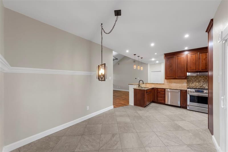 6840 Rochelle Drive, Plano TX 75023 - Photo 10