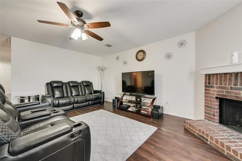 3016 Cesareo Drive, Grand Prairie TX 75052 - Photo 7