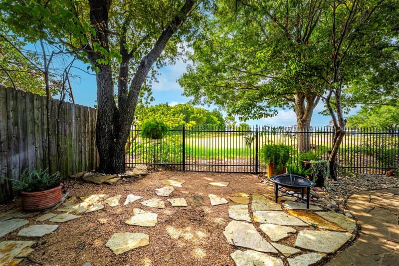 15 Country Club Place, Waxahachie TX 75165 - Photo 36