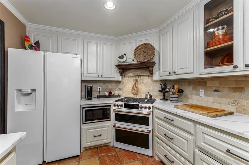 15 Country Club Place, Waxahachie TX 75165 - Photo 8