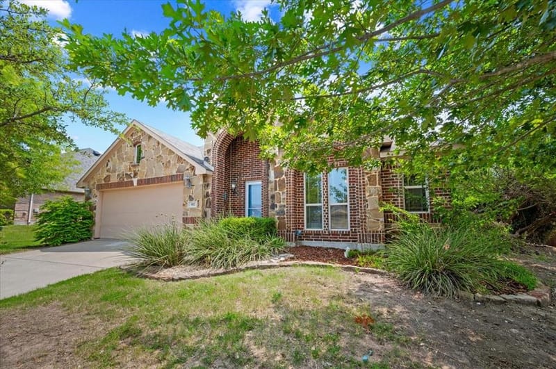 102 Briarstone Drive, Alvarado TX 76009 - Photo 33