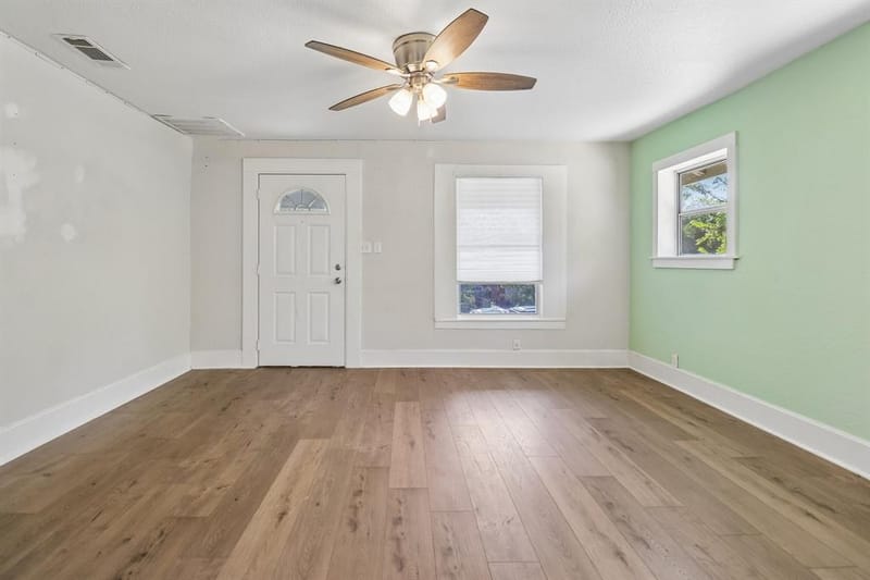 1963 Columbus Avenue, Fort Worth TX 76164 - Photo 2