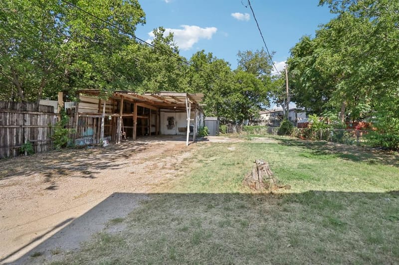 1963 Columbus Avenue, Fort Worth TX 76164 - Photo 16