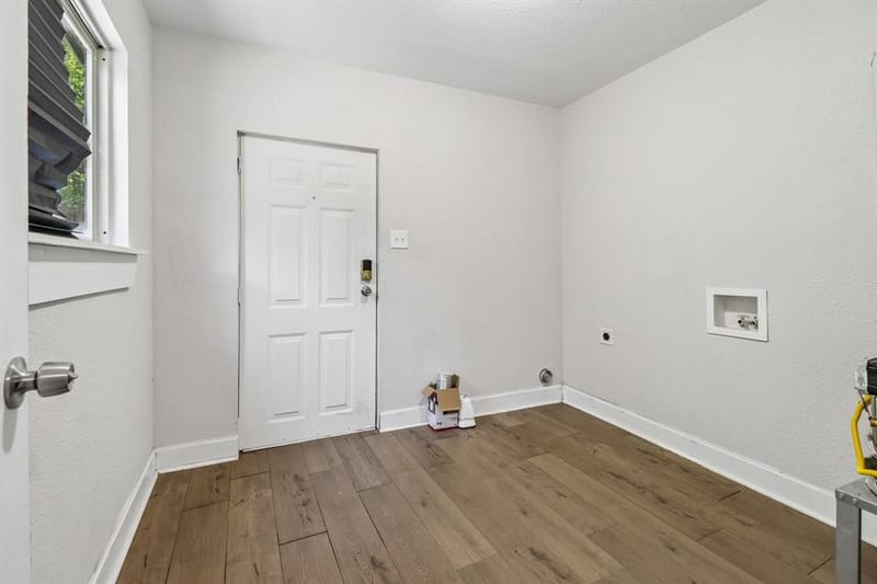 1963 Columbus Avenue, Fort Worth TX 76164 - Photo 8