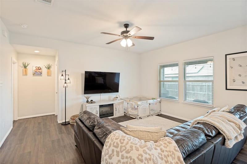 6929 Whisper Field, Fort Worth TX 76120 - Photo 7