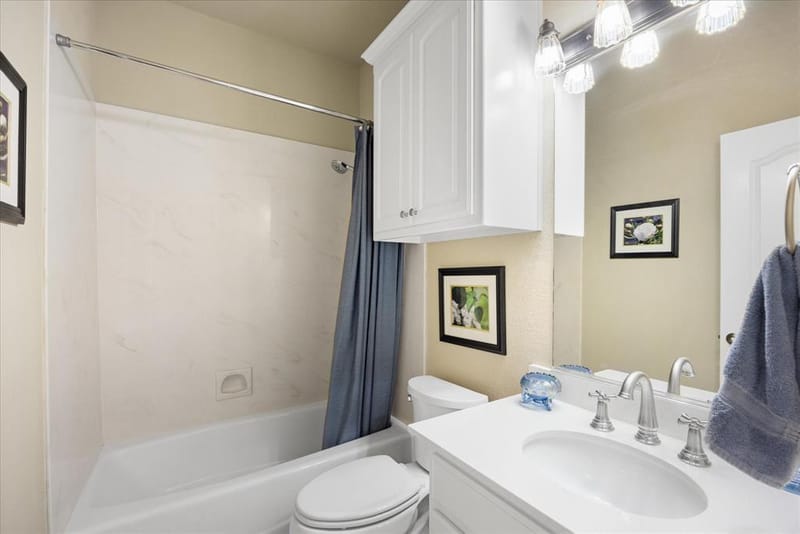 2101 W Emerald Bend Court, Granbury TX 76049 - Photo 28