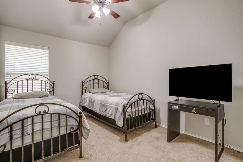 11829 Hassop Lane, Burleson TX 76028 - Photo 27