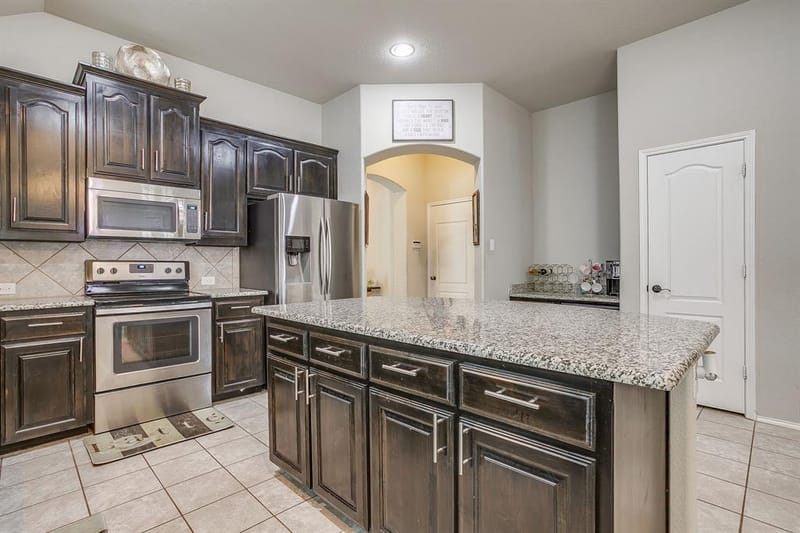 11829 Hassop Lane, Burleson TX 76028 - Photo 13
