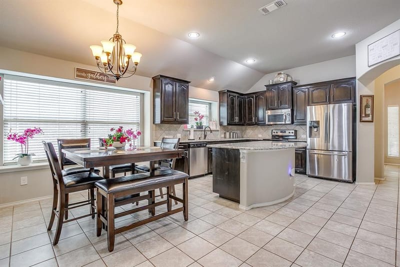11829 Hassop Lane, Burleson TX 76028 - Photo 17
