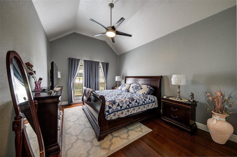 814 Haynie Drive, Runaway Bay TX 76426 - Photo 29