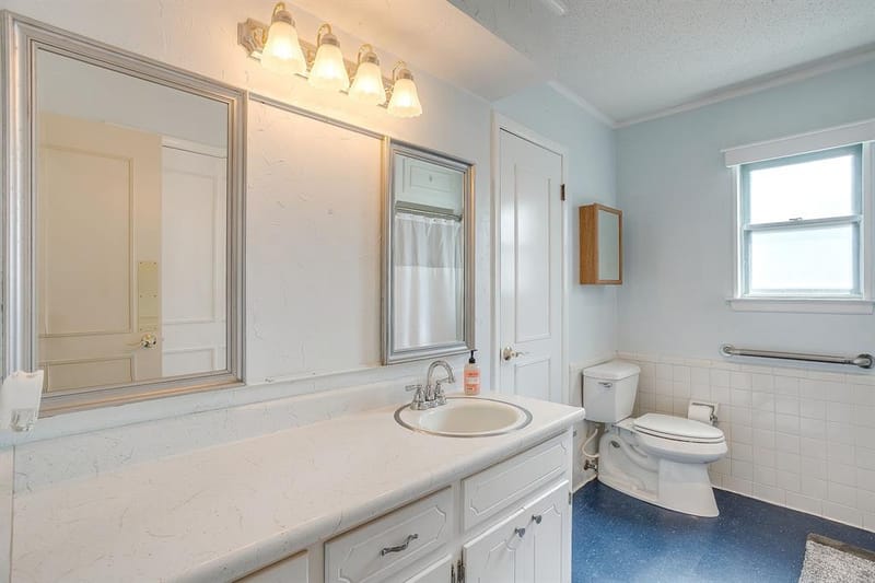 441 W Pleasantview Drive, Hurst TX 76054 - Photo 23