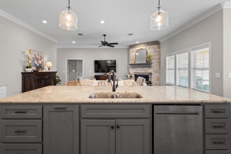 717 Wintergreen Drive, Hewitt TX 76643 - Photo 19