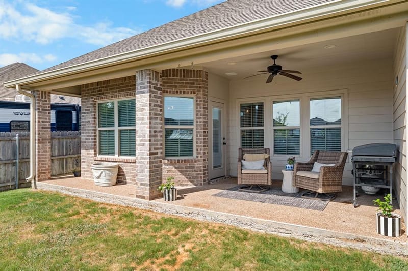 717 Wintergreen Drive, Hewitt TX 76643 - Photo 35