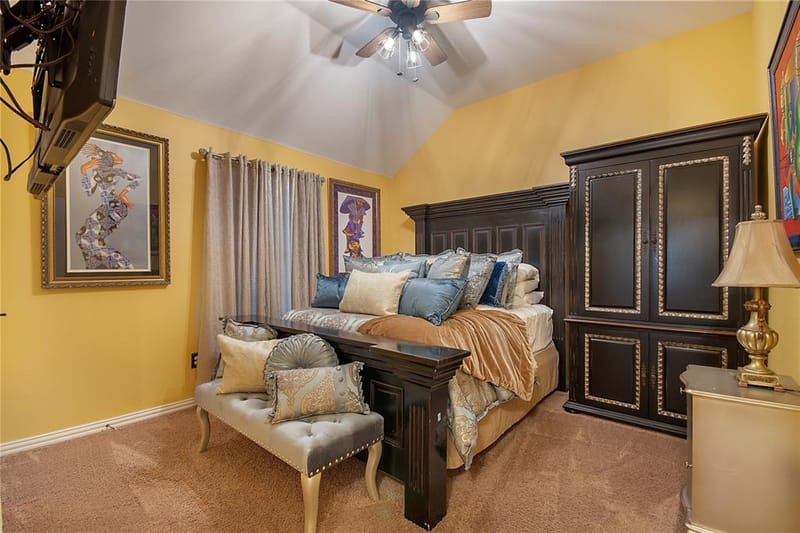 663 E Sandra Lane, Grand Prairie TX 75052 - Photo 23