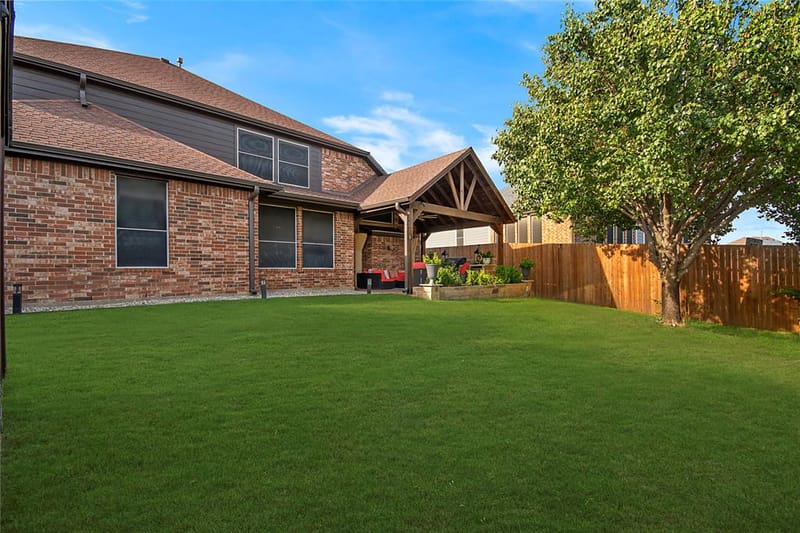 663 E Sandra Lane, Grand Prairie TX 75052 - Photo 34