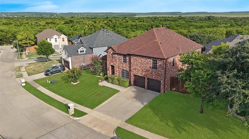 663 E Sandra Lane, Grand Prairie TX 75052 - Photo 8