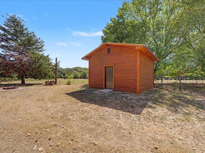 1816 County Road 2040, Ravenna TX 75476 - Photo 37