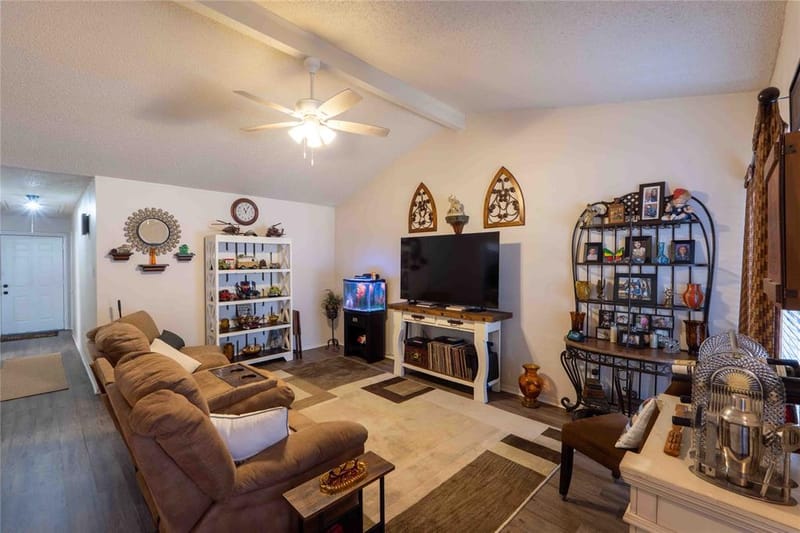 1229 Elm Court, Runaway Bay TX 76426 - Photo 9