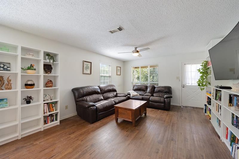 13905 Debbie Lane, Quinlan TX 75474 - Photo 15