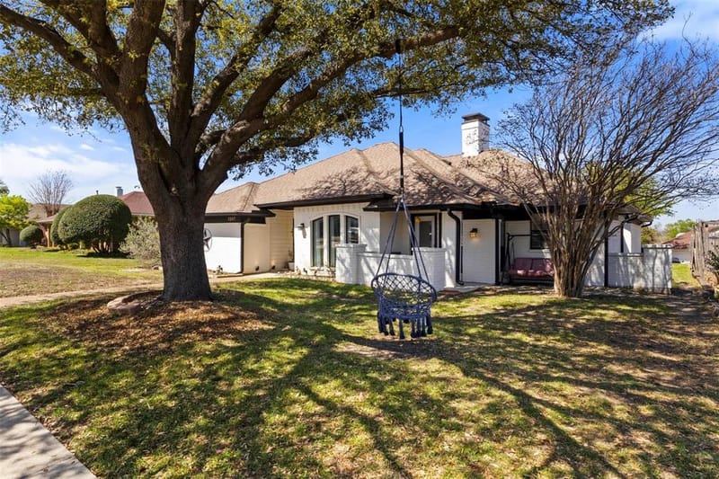 1507 Sugar Creek Drive, Carrollton TX 75007 - Photo 25