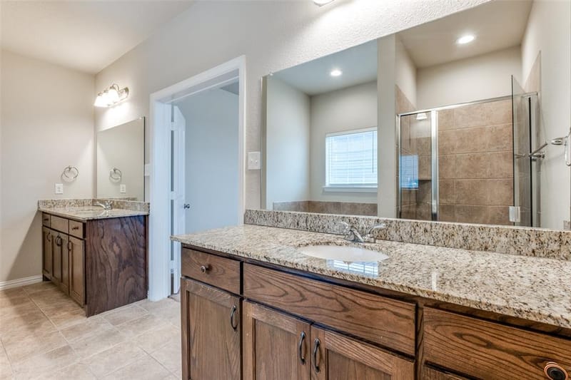 4662 Ralph Lane, Dallas TX 75227 - Photo 16