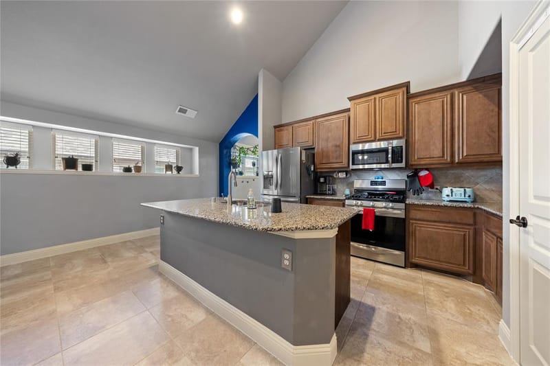 949 Mangrove Drive, Fate TX 75087 - Photo 9