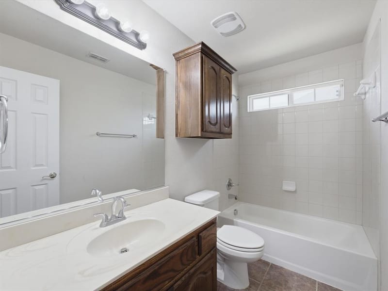 906 Hidden Lakes Drive, Cedar Hill TX 75104 - Photo 18