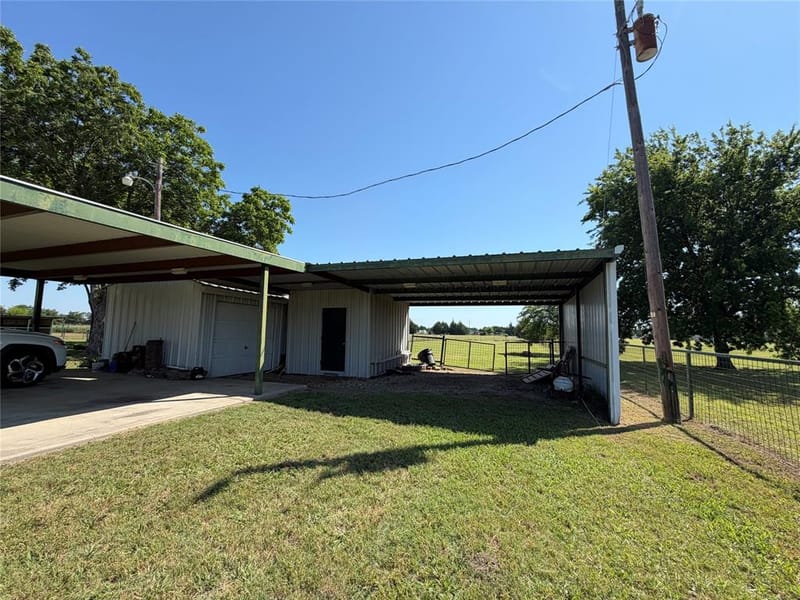330 S Goode Road, Wilmer TX 75172 - Photo 23