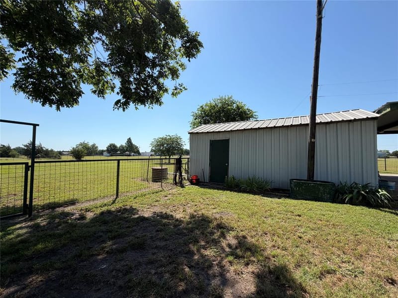 330 S Goode Road, Wilmer TX 75172 - Photo 27