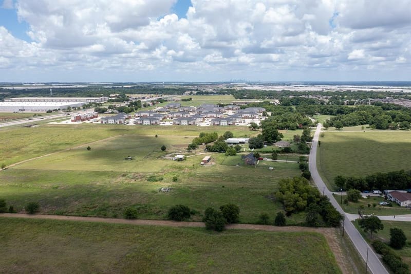330 S Goode Road, Wilmer TX 75172 - Photo 6