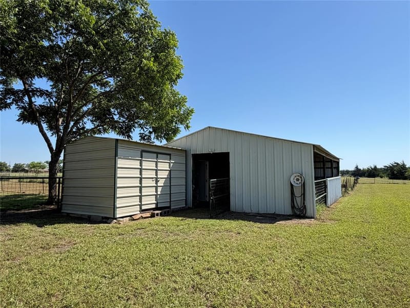 330 S Goode Road, Wilmer TX 75172 - Photo 37