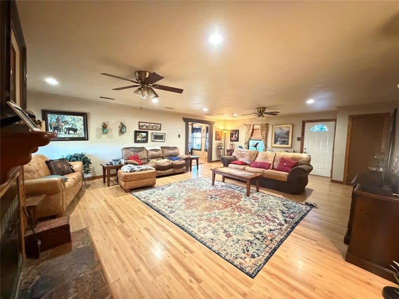 330 S Goode Road, Wilmer TX 75172 - Photo 8