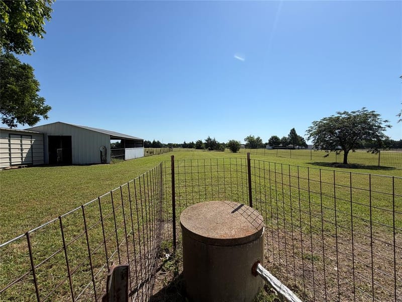 330 S Goode Road, Wilmer TX 75172 - Photo 25