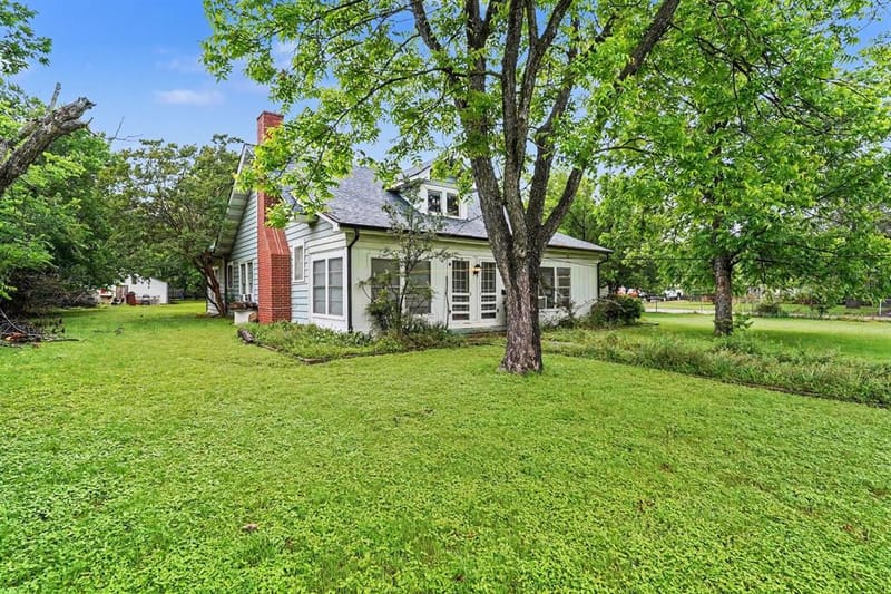 506 Woodard Avenue, Cleburne TX 76033 - Photo 27