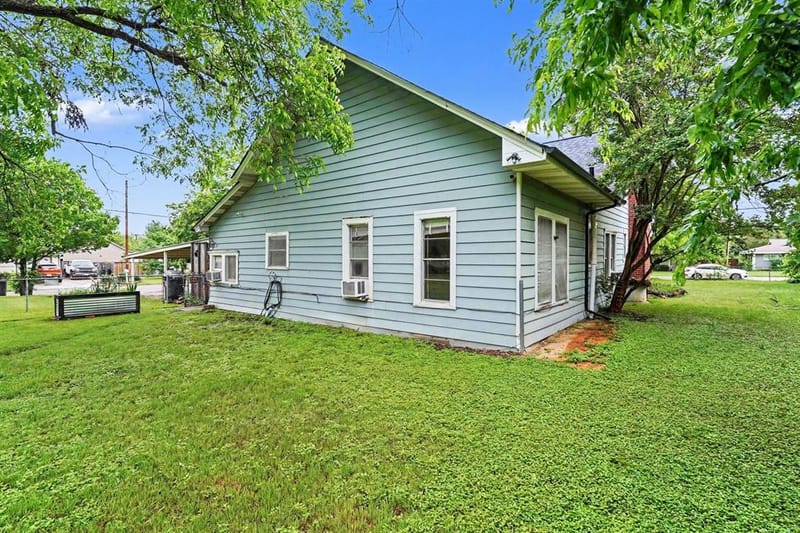 506 Woodard Avenue, Cleburne TX 76033 - Photo 29
