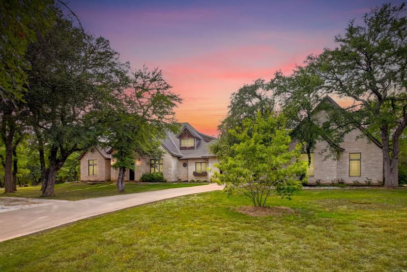 4404 Aledo Oaks Court, Fort Worth TX 76126