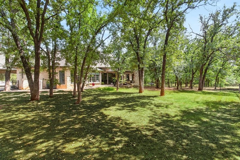 4404 Aledo Oaks Court, Fort Worth TX 76126 - Photo 37
