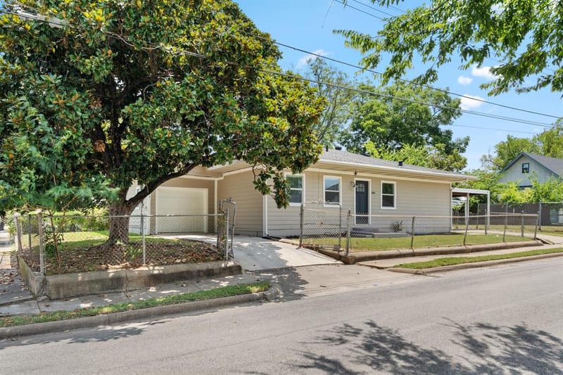 3305 King Street, Greenville TX 75401 - Photo 27