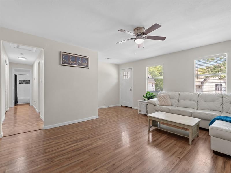 3305 King Street, Greenville TX 75401 - Photo 5