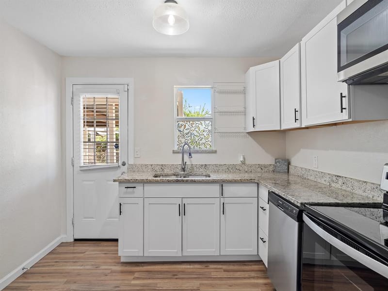 3305 King Street, Greenville TX 75401 - Photo 18