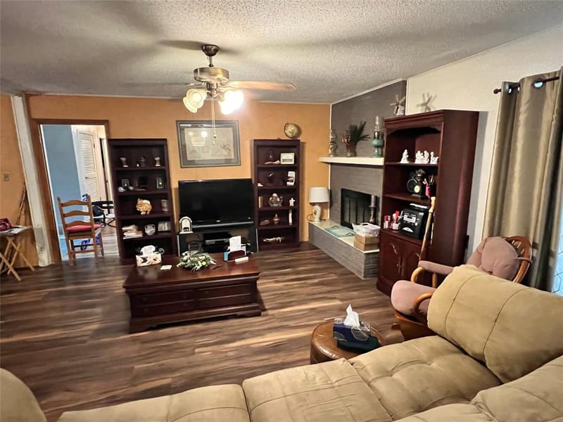 1206 Crestwood Drive, Cleburne TX 76033 - Photo 6