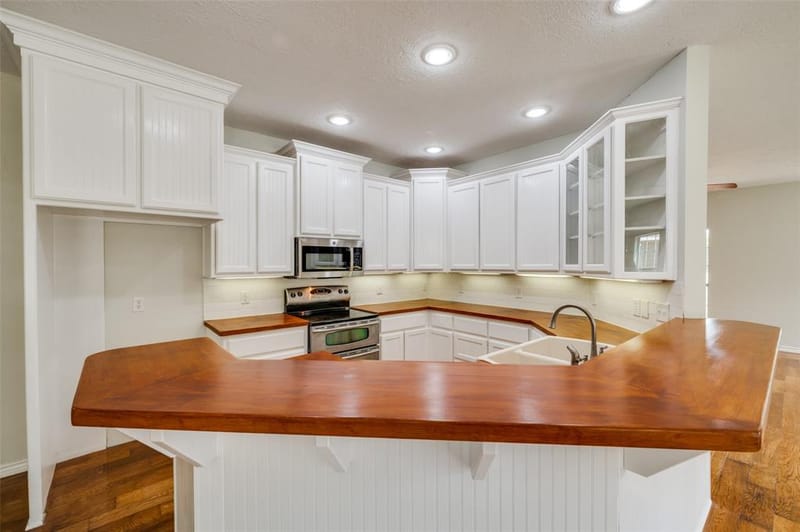 229 Quail Run Road, Valley View TX 76272 - Photo 13