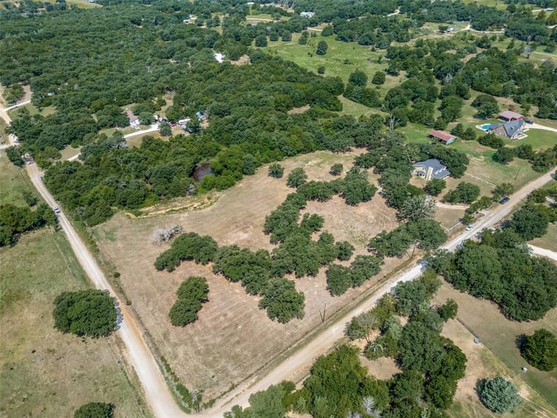 229 Quail Run Road, Valley View TX 76272 - Photo 39