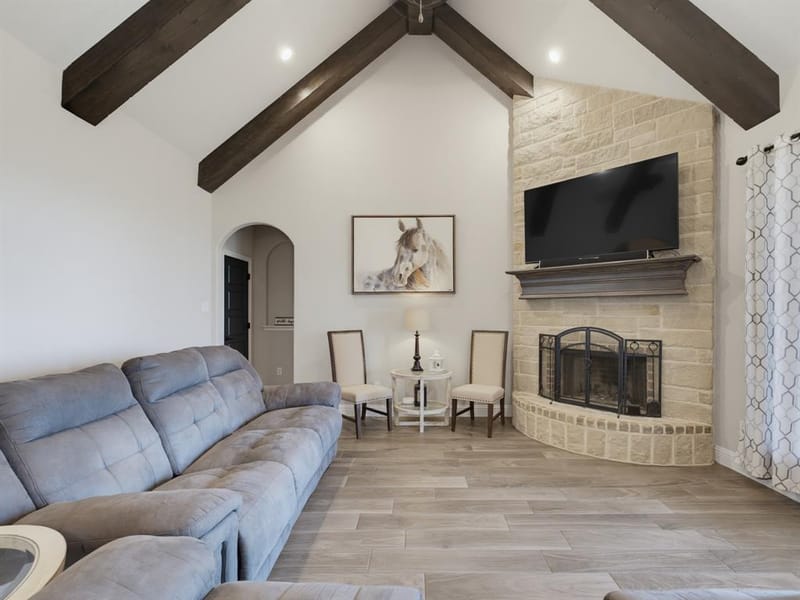139 Bluff Ridge Court, Paradise TX 76073 - Photo 9