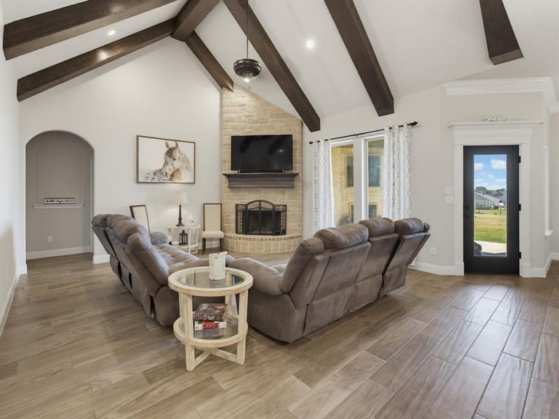 139 Bluff Ridge Court, Paradise TX 76073 - Photo 8